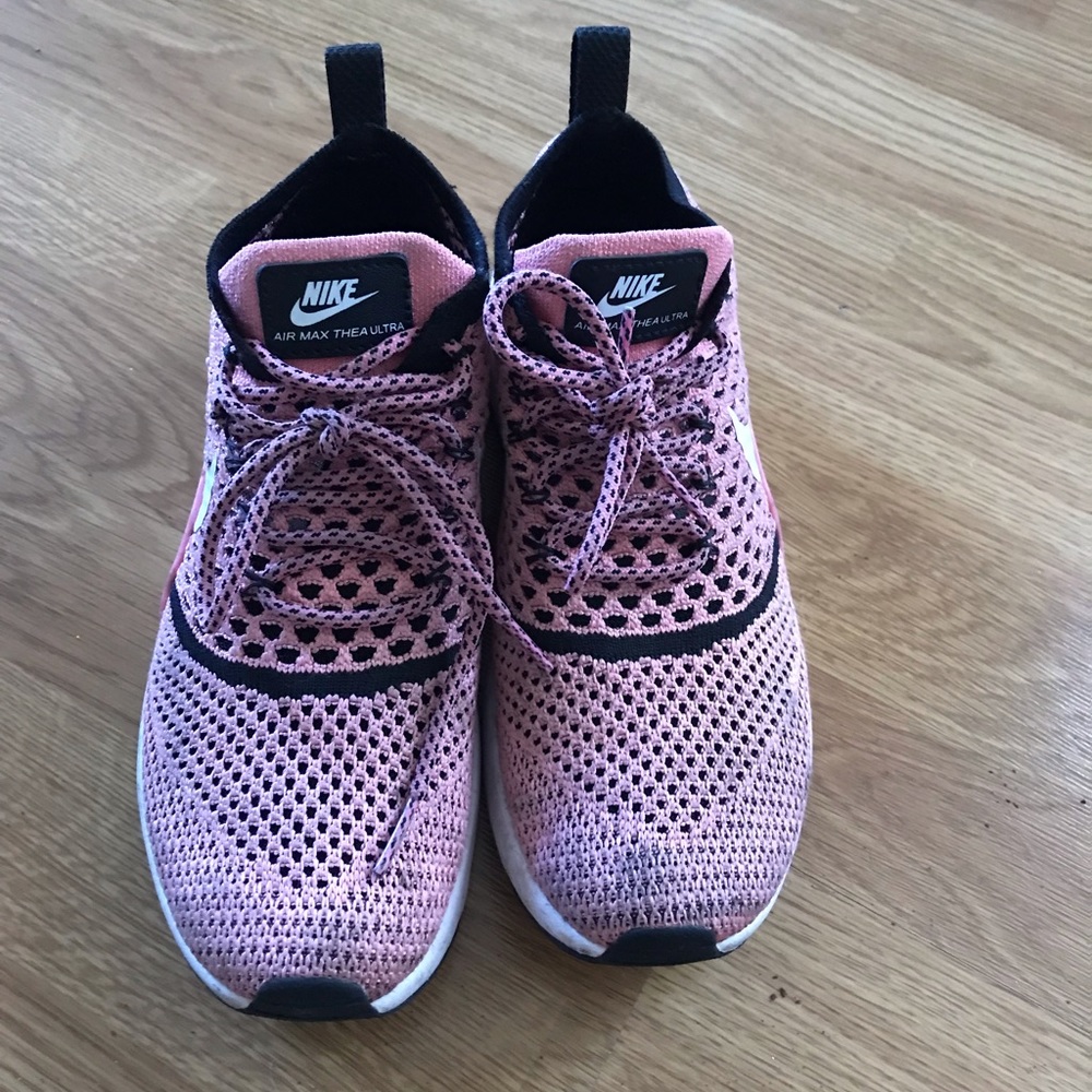 Pink Nike Air Max Thea Flyknits
